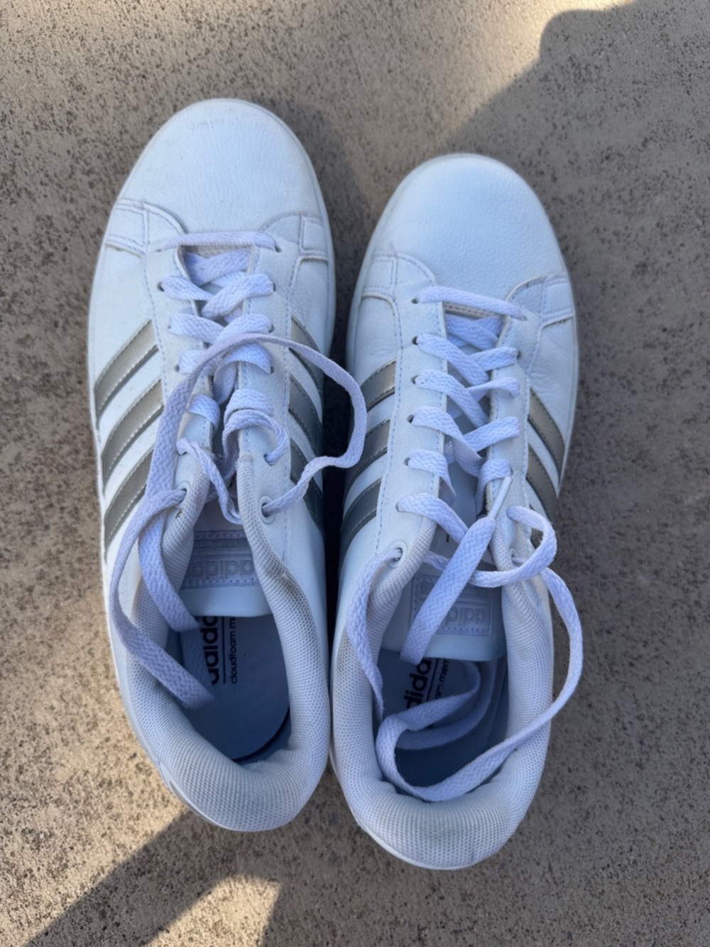 adidas White Sneakers with Silver Stripes and Lace-Up Design